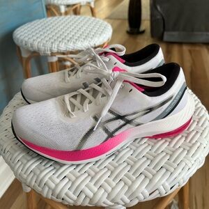 ASICS Women's White and Pink Running Shoes Size 6.5
